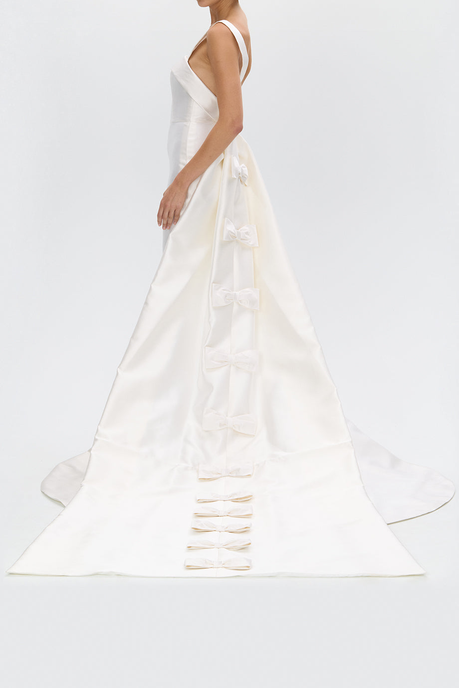 Romina Silk and Wool Mermaid Gown with Detachable Bow Train