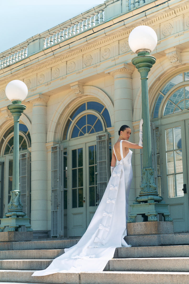 Romina Silk and Wool Mermaid Gown with Detachable Bow Train