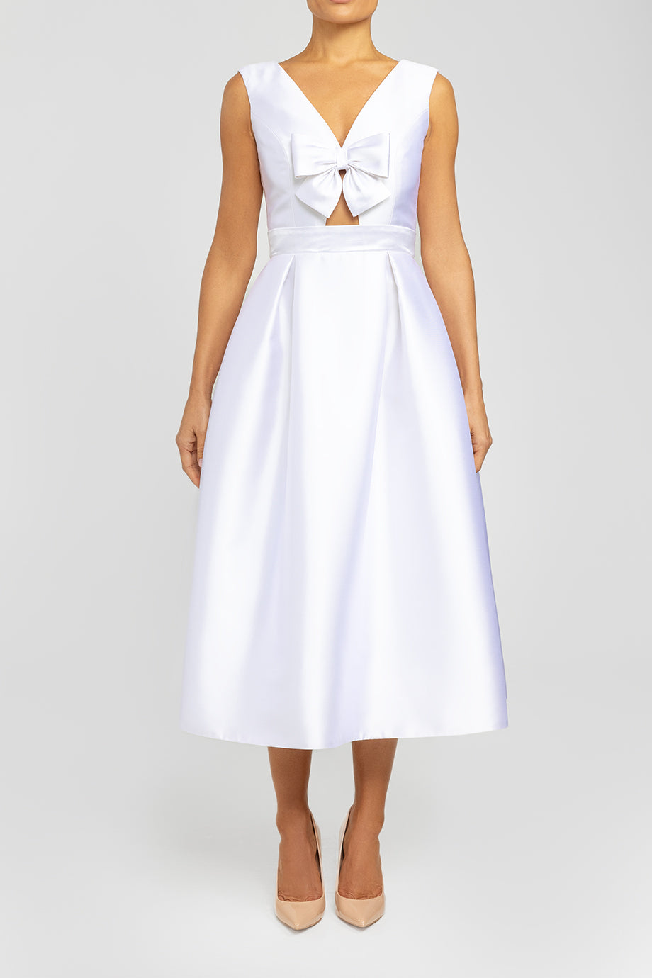 wool silk white dress vneck Wool maxi dress with V-neckline