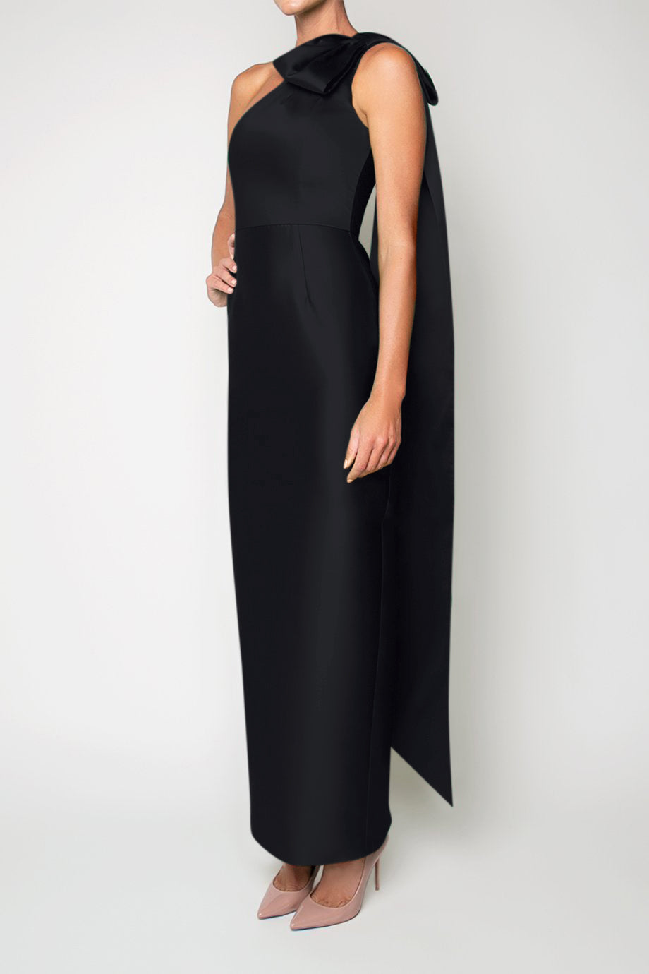 Gabriella Silk and Wool Column Gown ALEXIA MARA Gabriella Silk and Wool Column Gown ALEXIA MARA